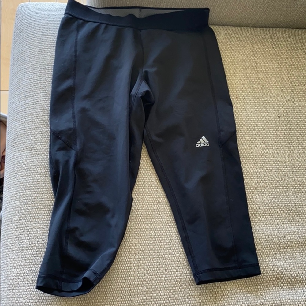 Adidas black capri compression leggings